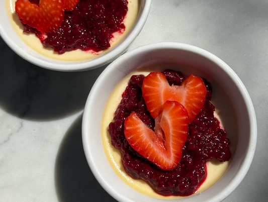Easy Vanilla Panna Cotta with Gelatin